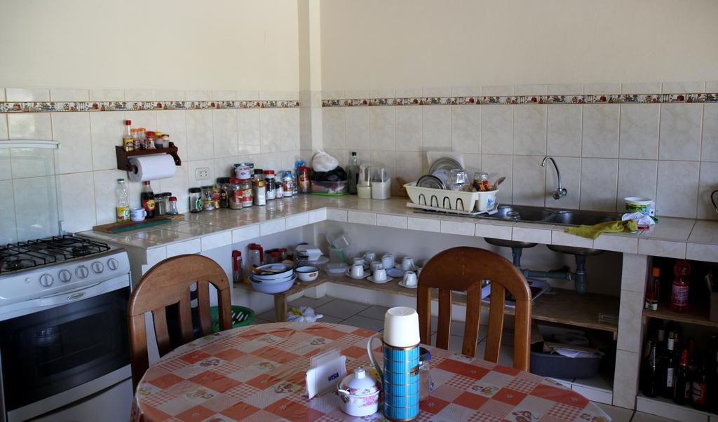 La Casa De Jessy Apartment Mancora Bagian luar foto